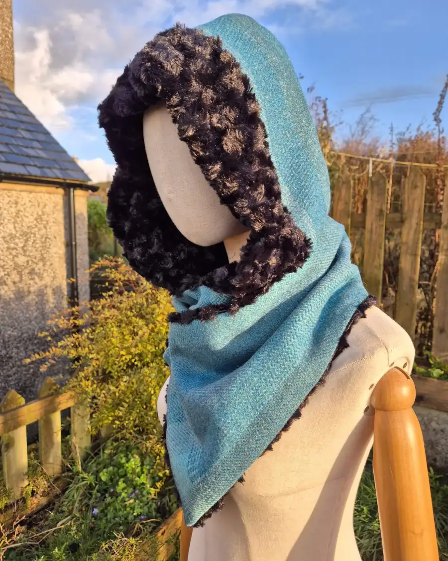 Three Sisters Tweed Hooded scarf
