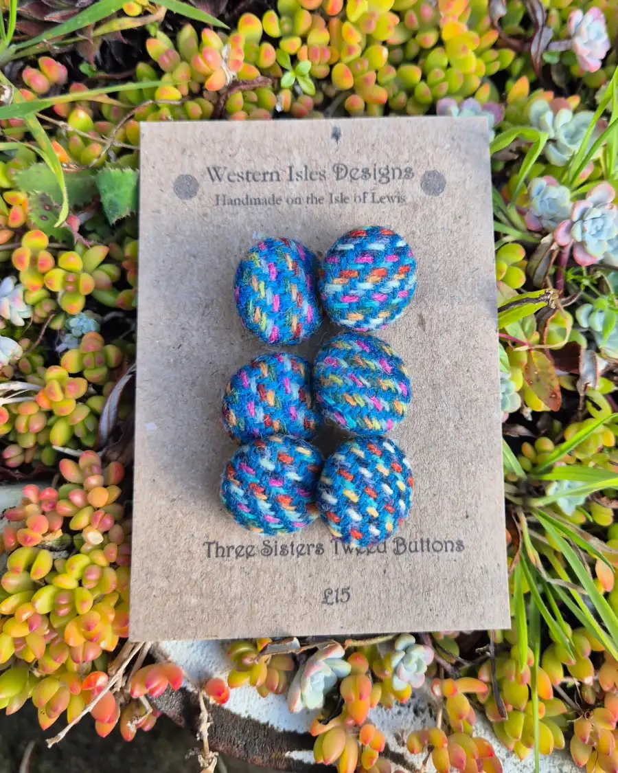 Three Sisters Tweed Buttons