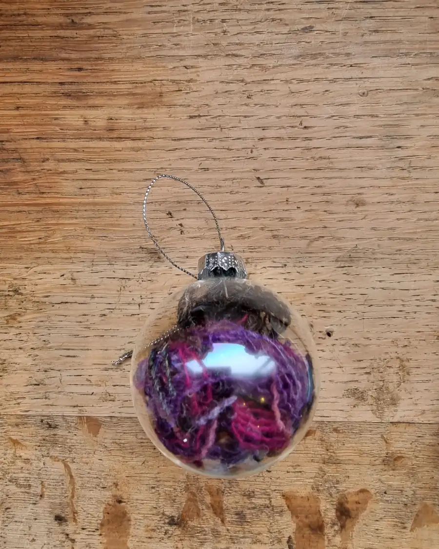 Yarn ends bauble