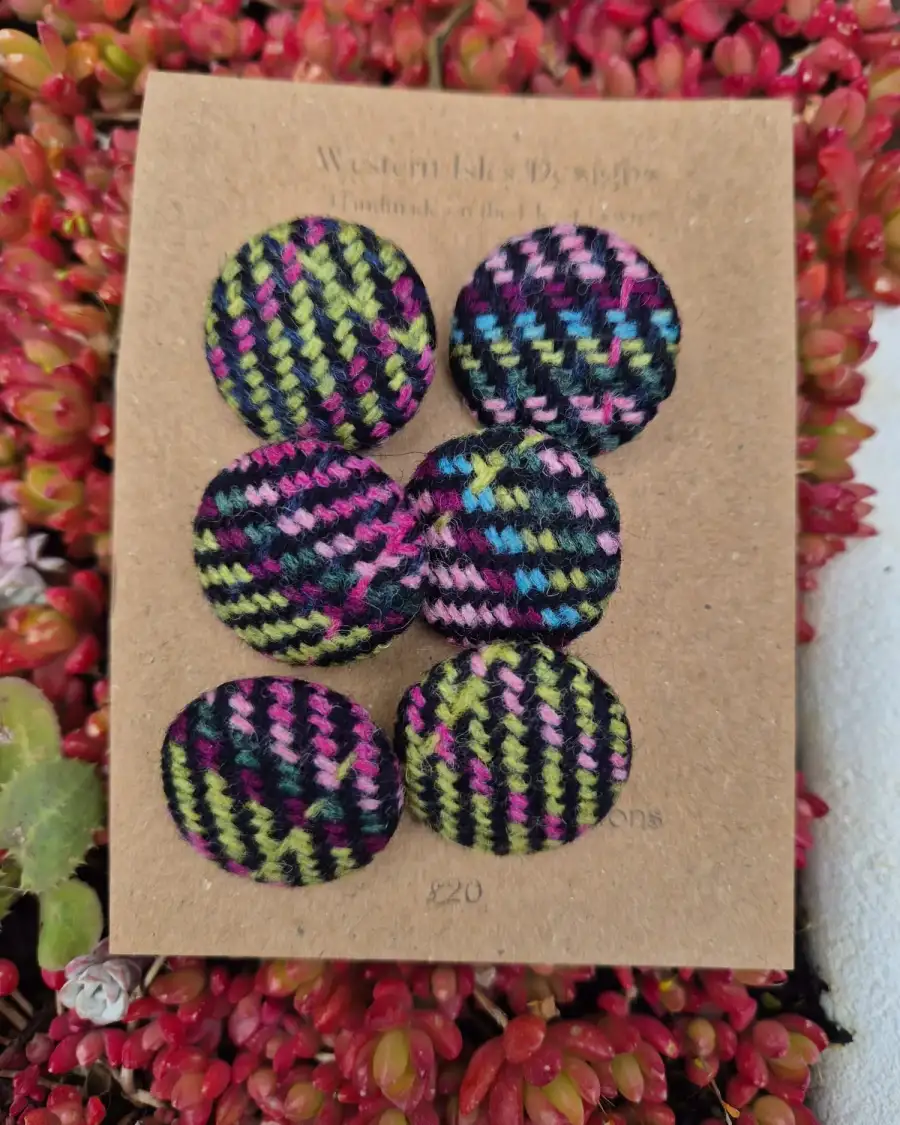 Two Sisters Tweed buttons - 1