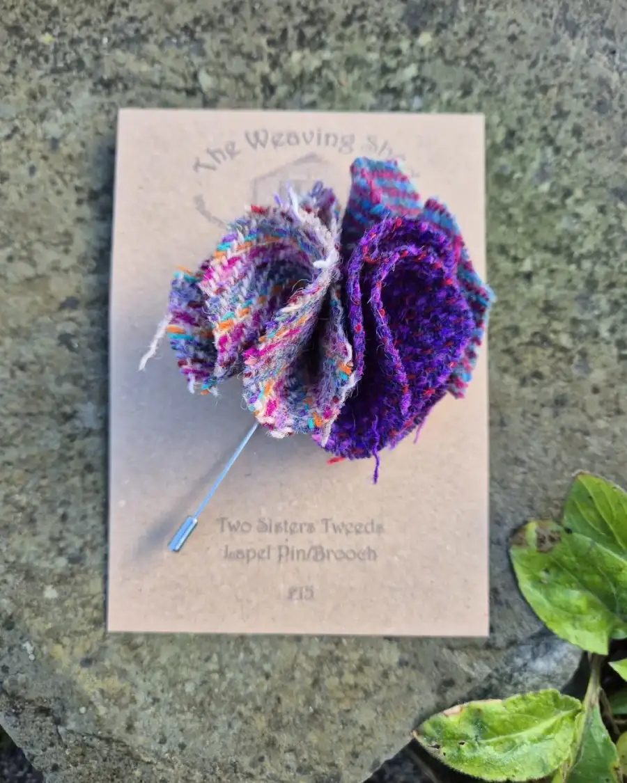 Tweed lapel pin brooch