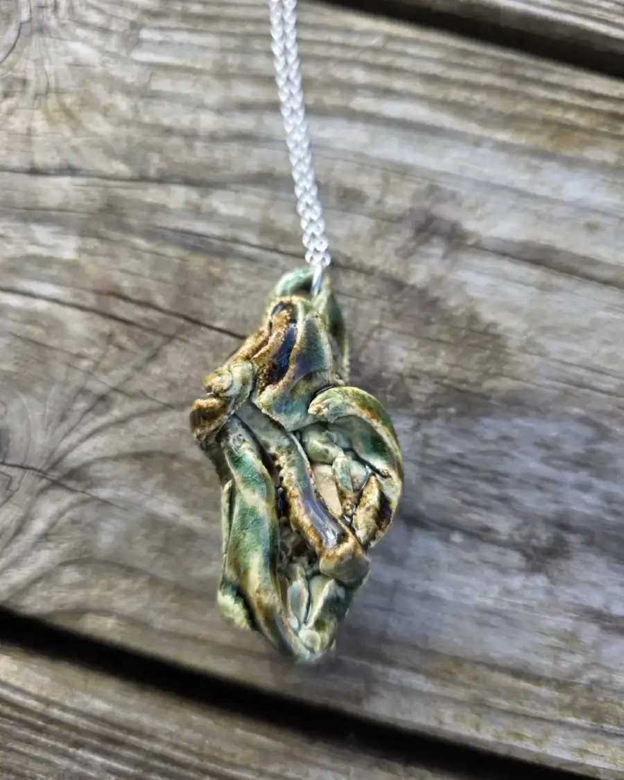 Ceramic Necklace seaweed tangle