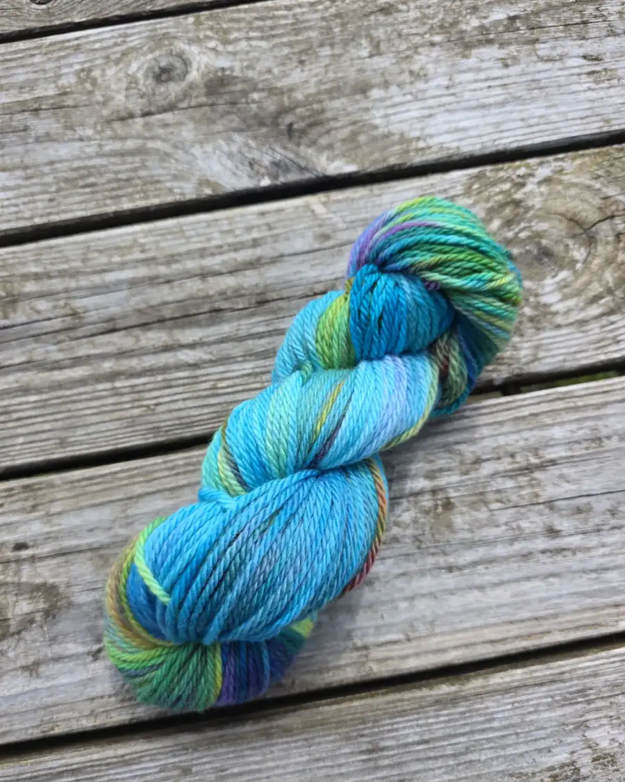 Hand-Dyed Yarn: 100% Merino, aran - 2 2
