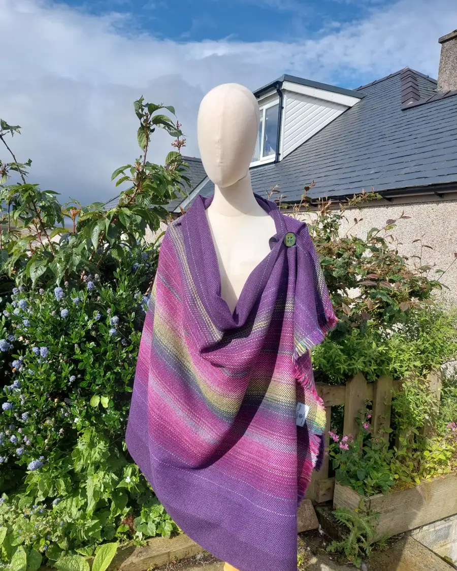 Three Sisters Tweed Shawl Lambswool - Aurora - 3