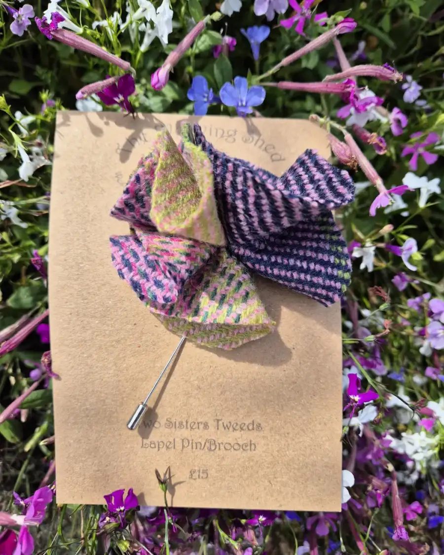 Tweed lapel pin brooch - Aurora