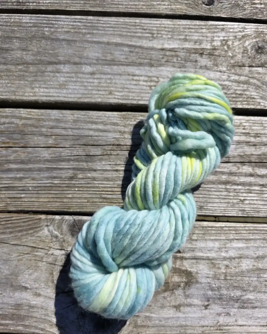 Hand-Dyed Yarn: 100% Merino, chunky - 3 2