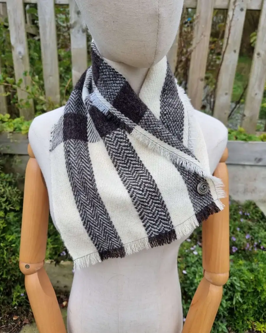 Gotland x hebridean tweed neckwarmer