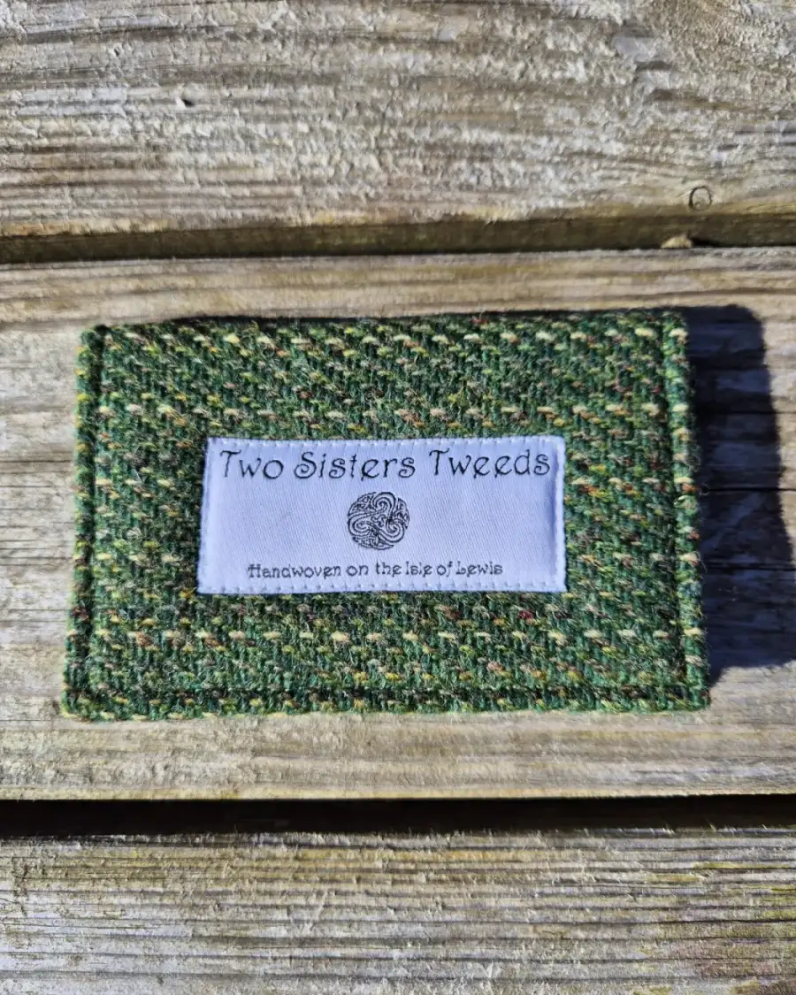 Two Sisters Tweed Card Holder