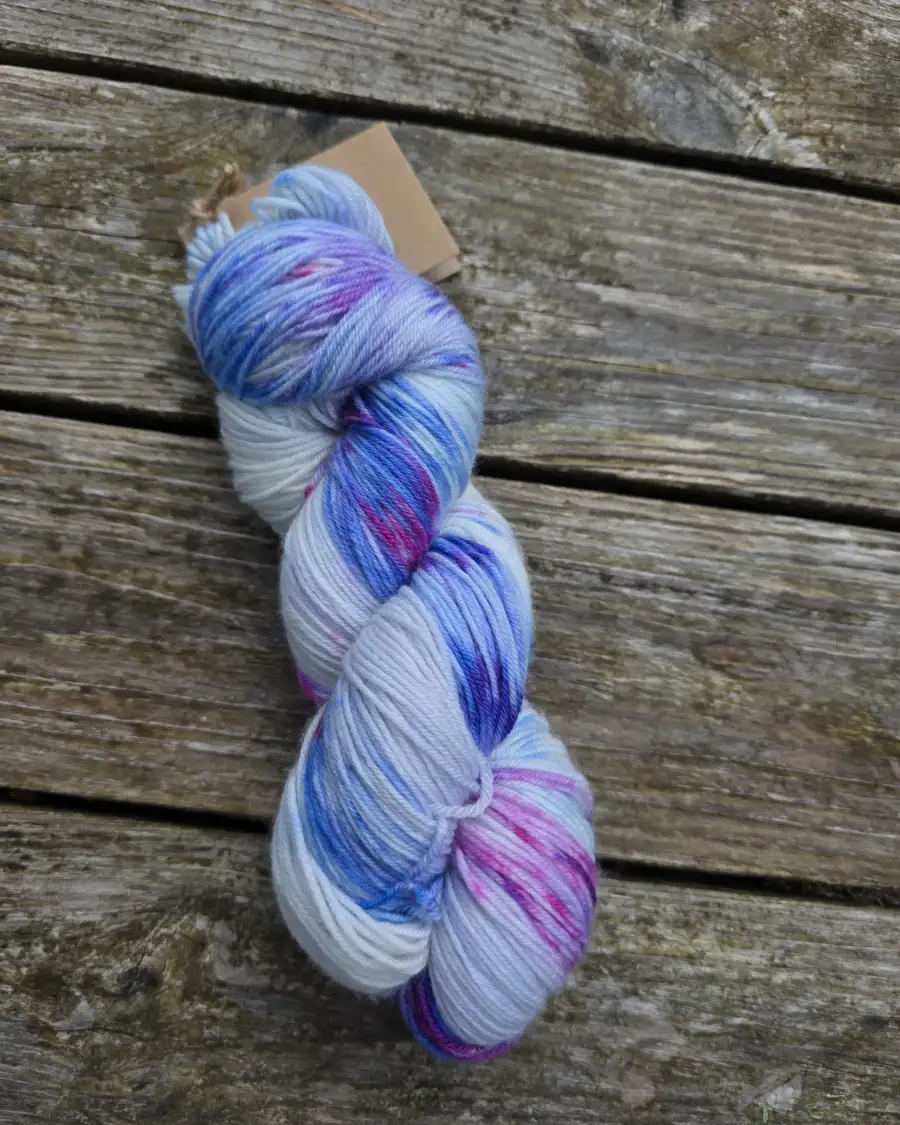 Hand-Dyed Yarn: 100% Merino, 4 ply - 1 7