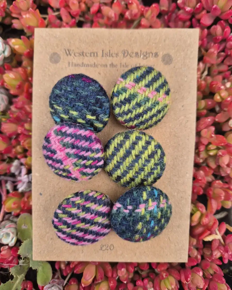 Two Sisters Tweed buttons - 2