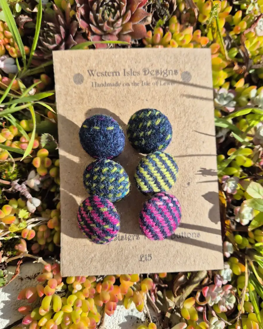 Three Sisters Tweed Buttons