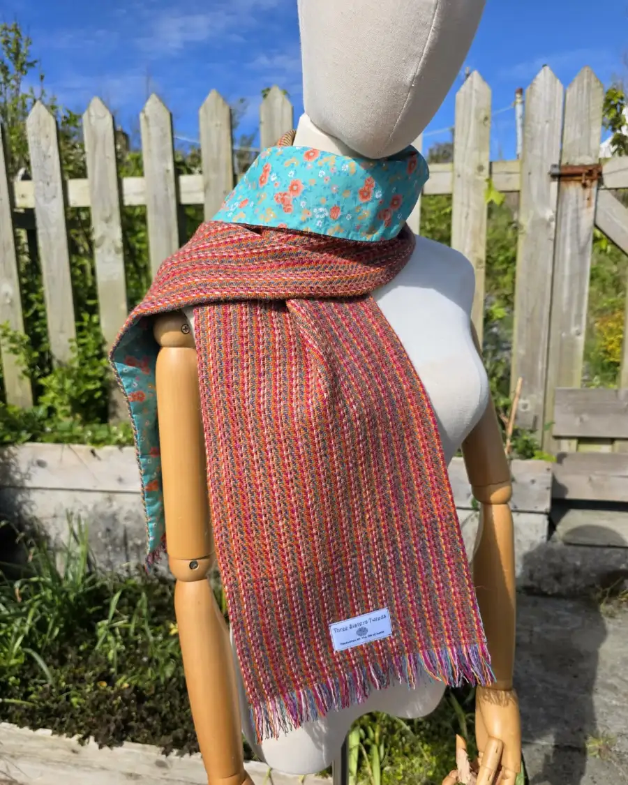Three Sisters Tweed Scarf - 2 3