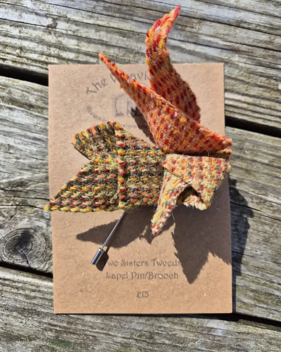 Tweed lapel pin brooch