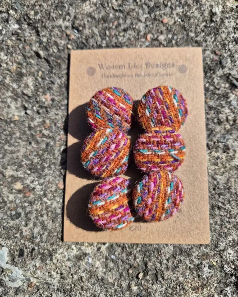 Two Sisters Tweed buttons