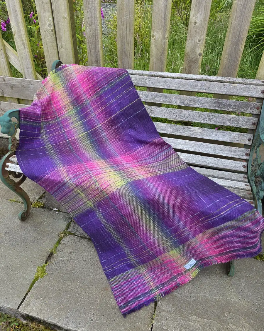 Two Sisters Tweed Throw Lambswool - aurora