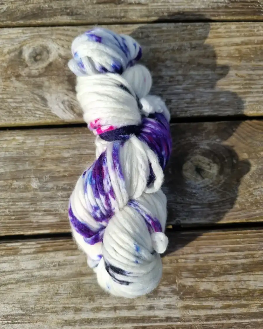 Hand-Dyed Yarn: 100% Merino, super chunky