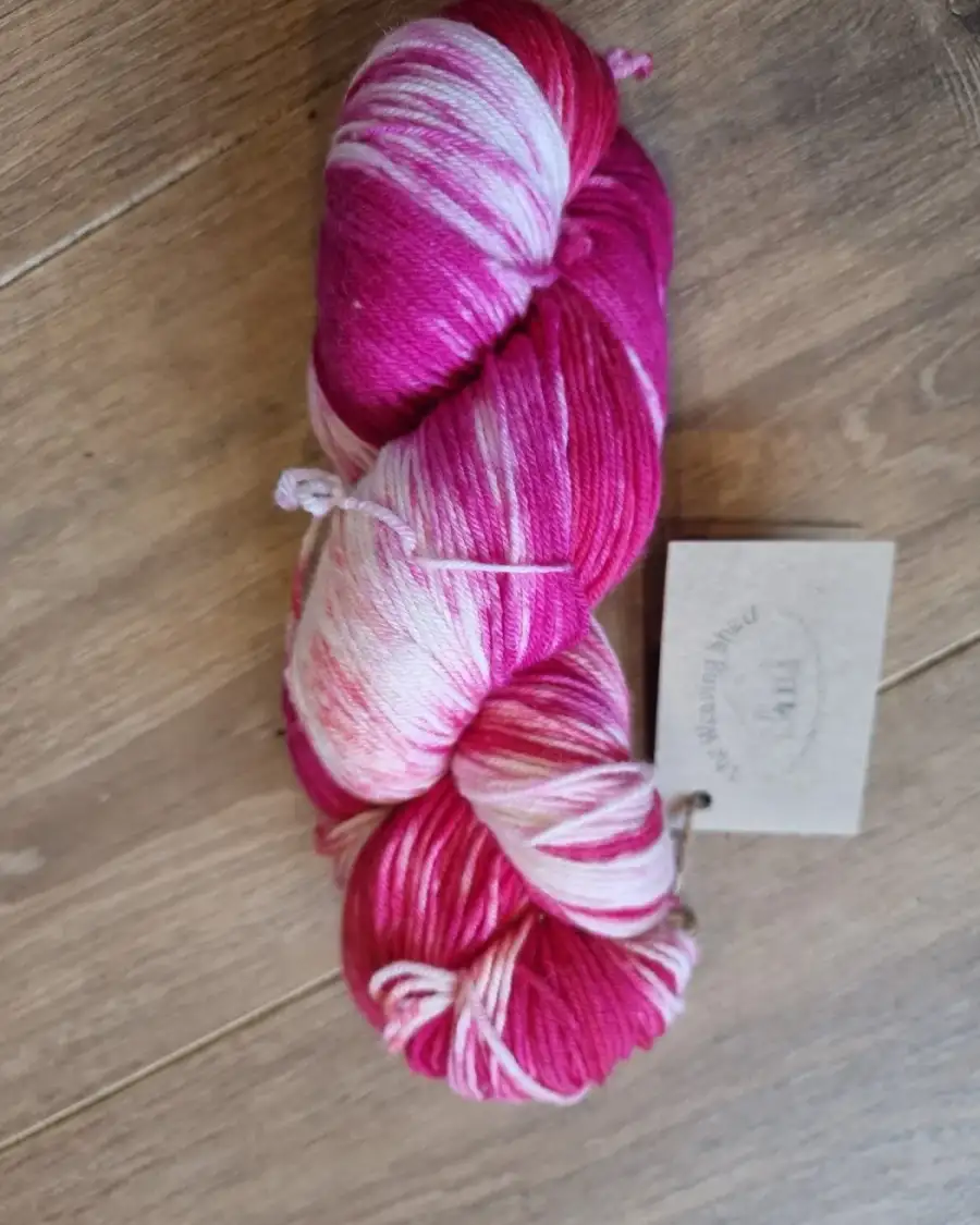 Hand-Dyed Yarn: 100% Merino, 4 ply