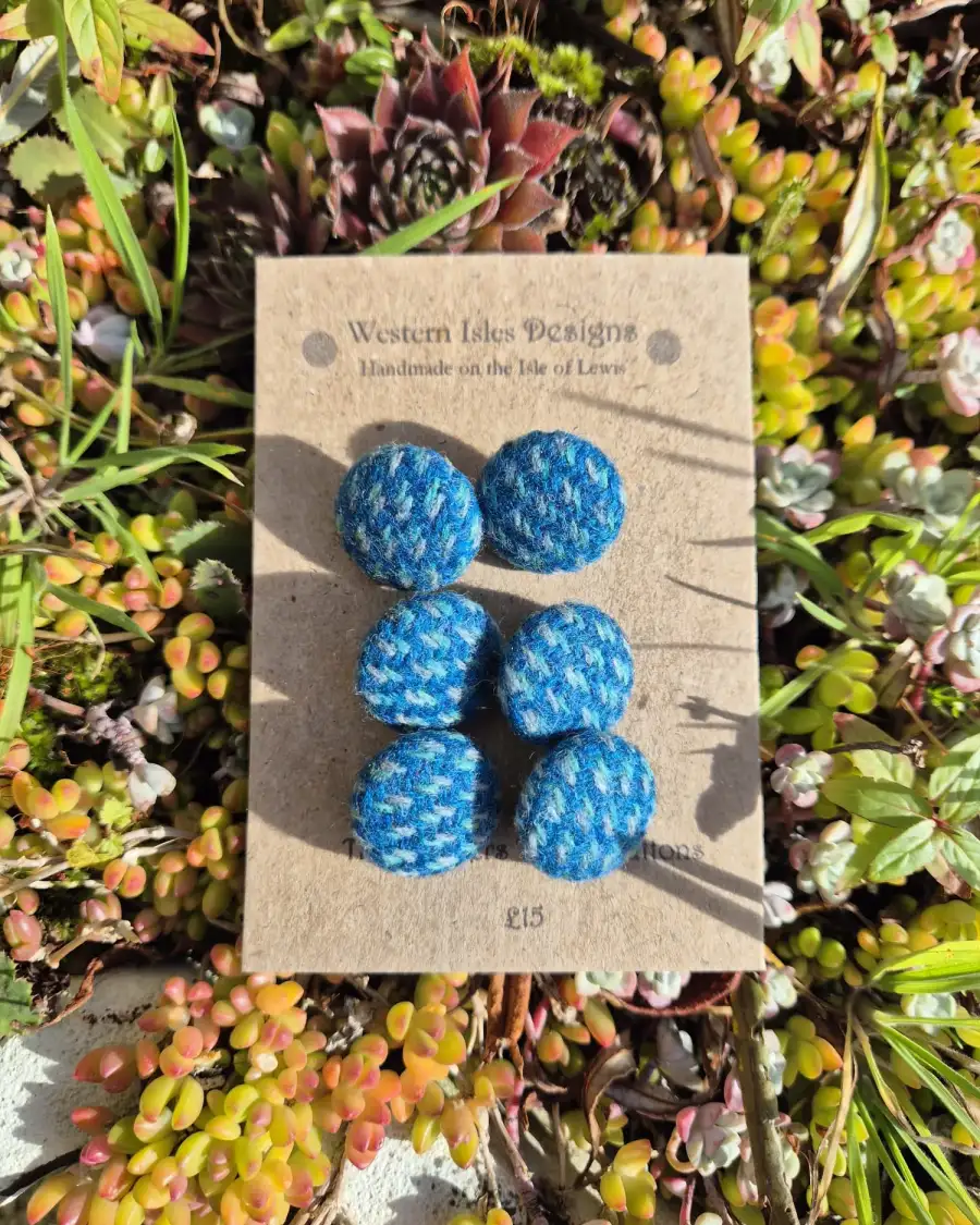 Three Sisters Tweed Buttons