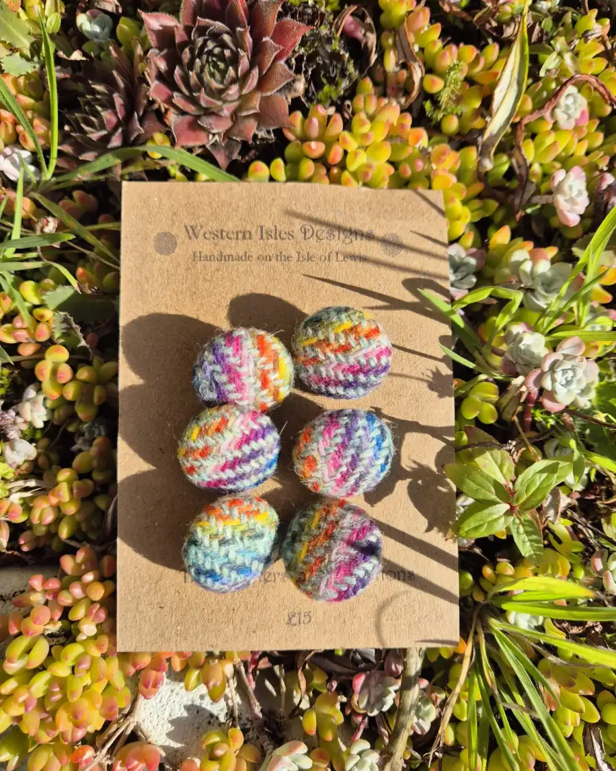 Three Sisters Tweed Buttons