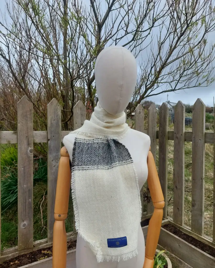Gotland Tweed Scarf - 4