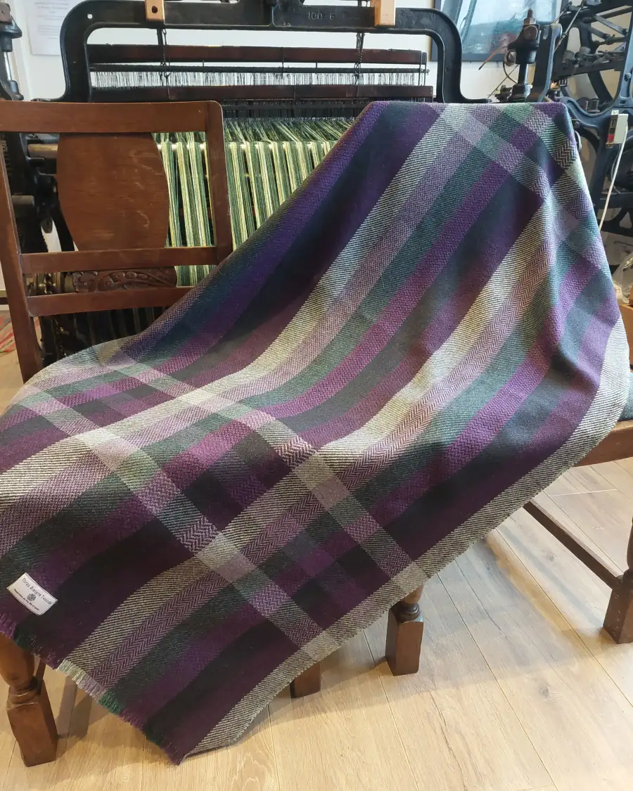 Three Sisters Tweed throw