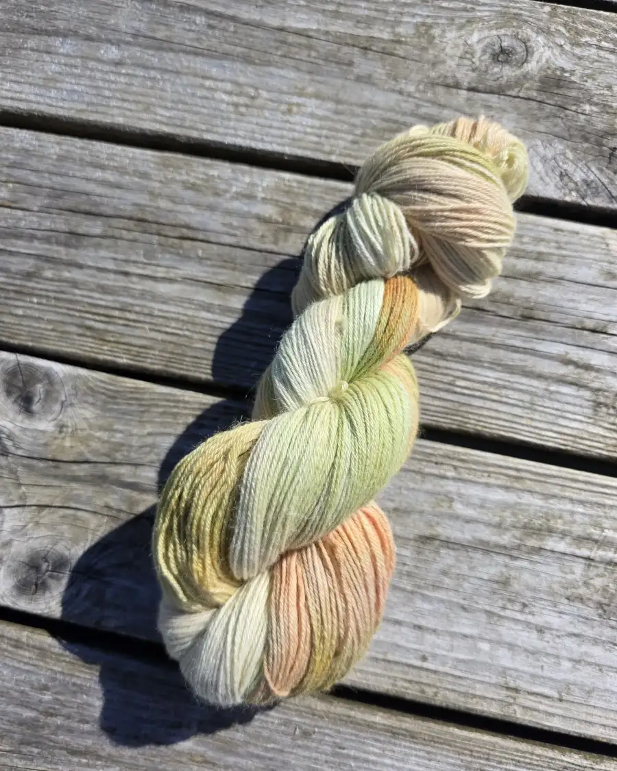 Hand-Dyed Yarn: Baby Alpaca, 4 ply - 3