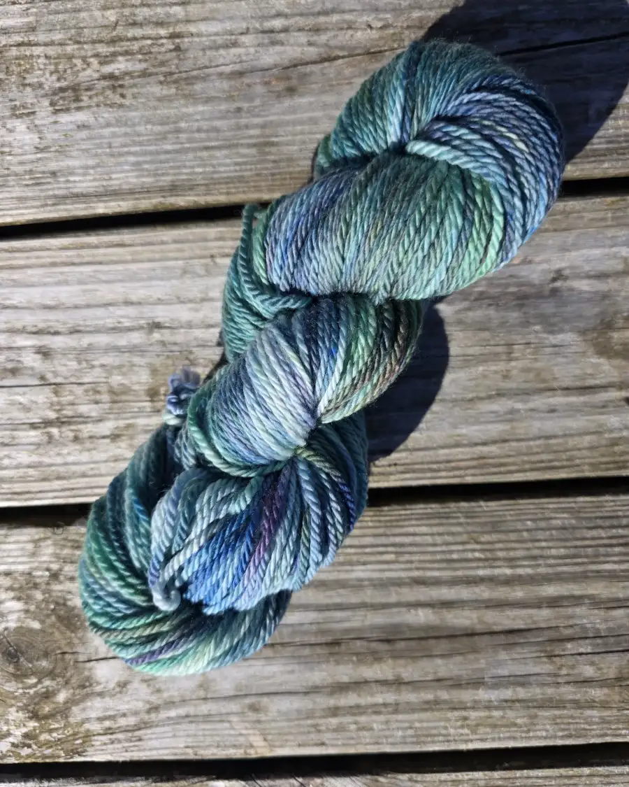 Hand-Dyed Yarn: 100% Merino, aran - 1