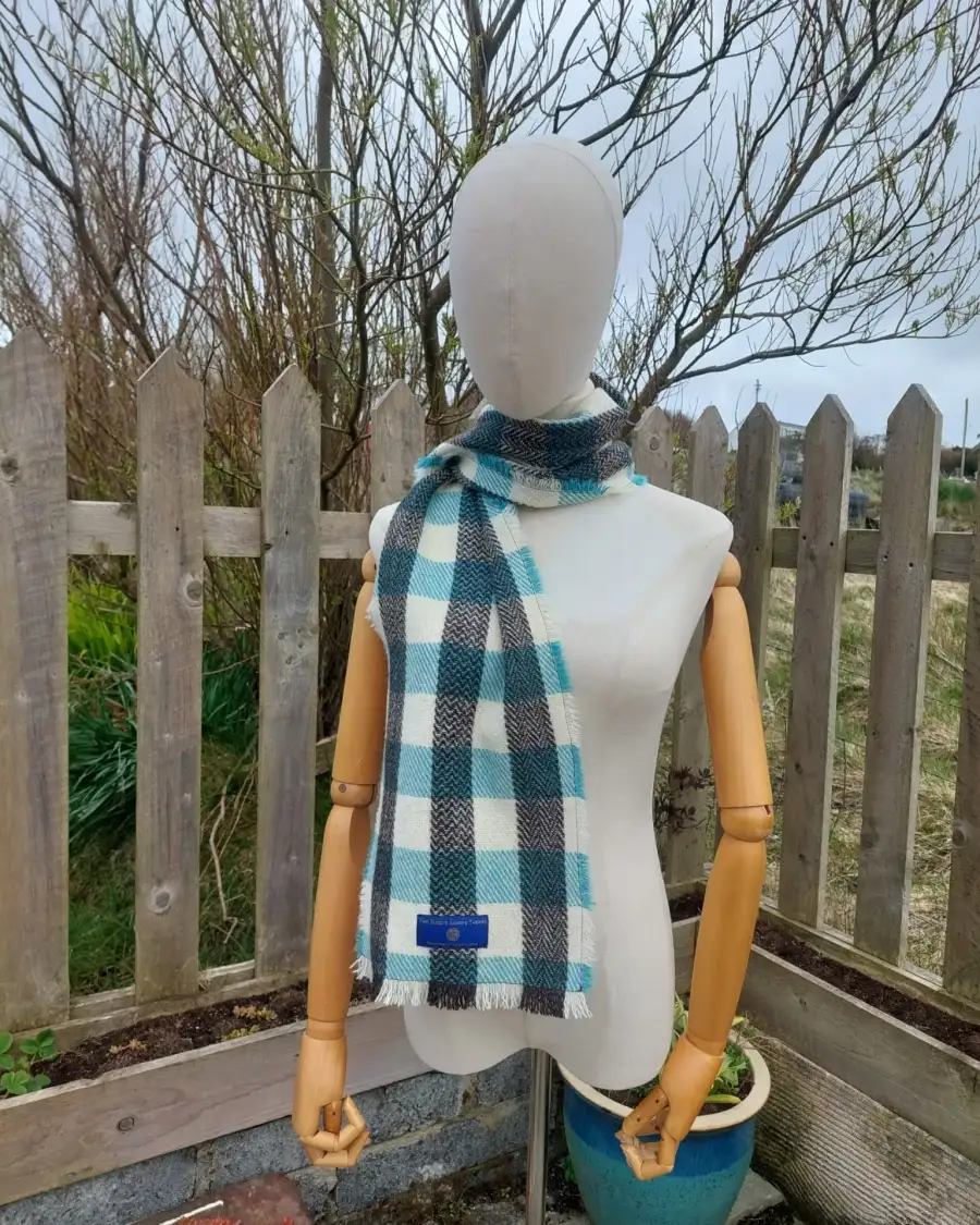 Gotland Tweed Scarf - 1