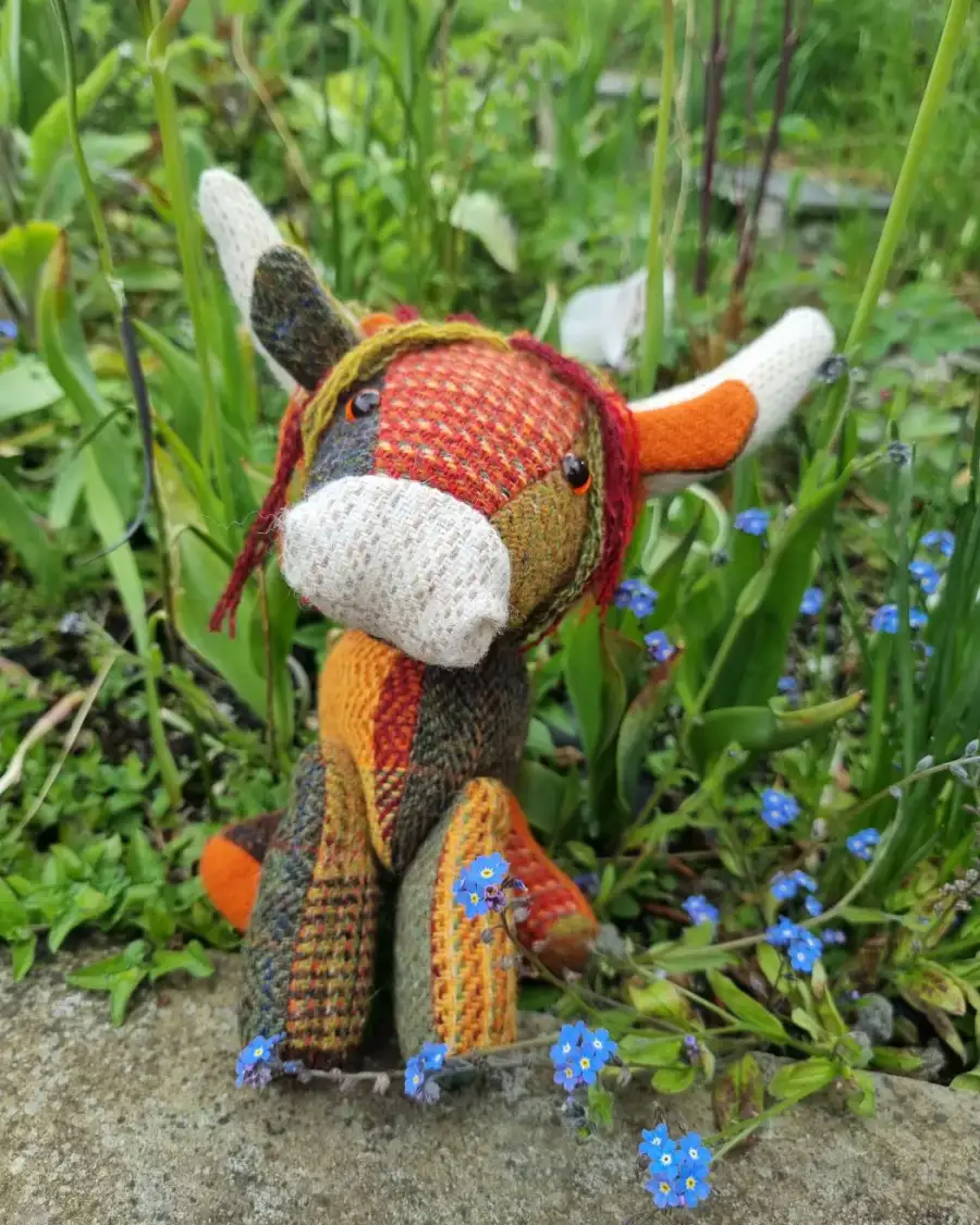 Mini Tweed Heilan Coo
