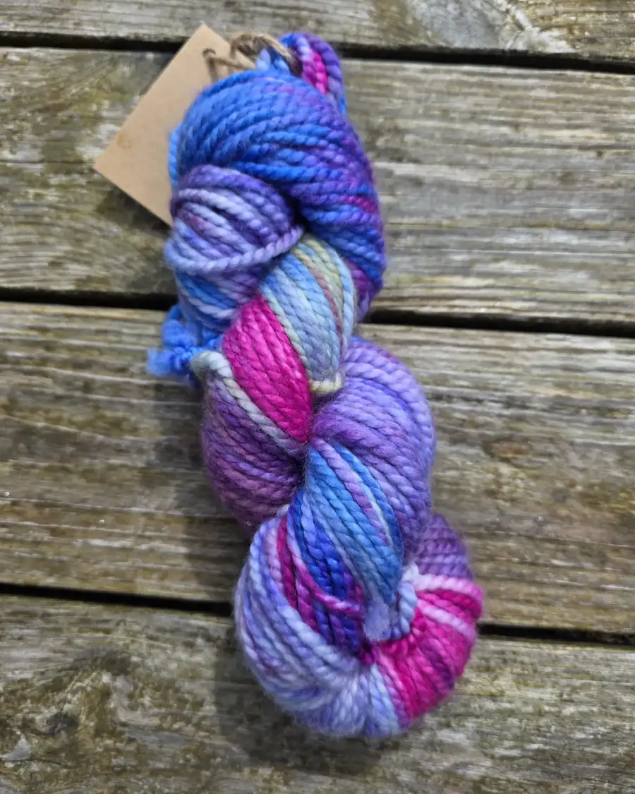 Hand-Dyed Yarn: 100% Merino, chunky - 1 3