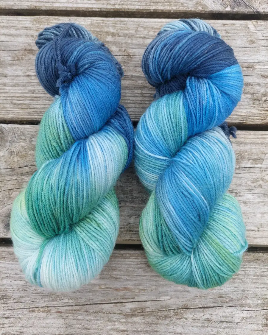Hand-Dyed Yarn - merino 4 ply x2