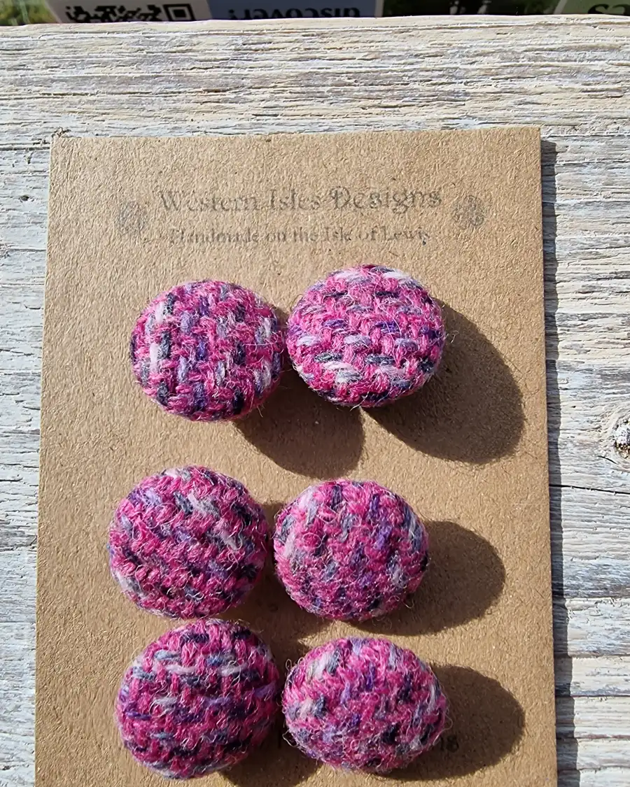 Three Sisters Tweed Buttons