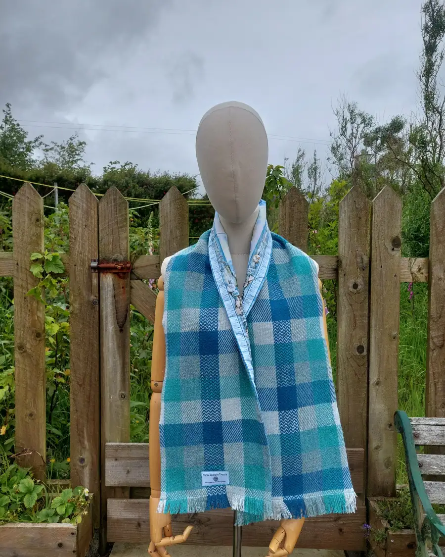 Three Sisters Tweed Scarf - 3