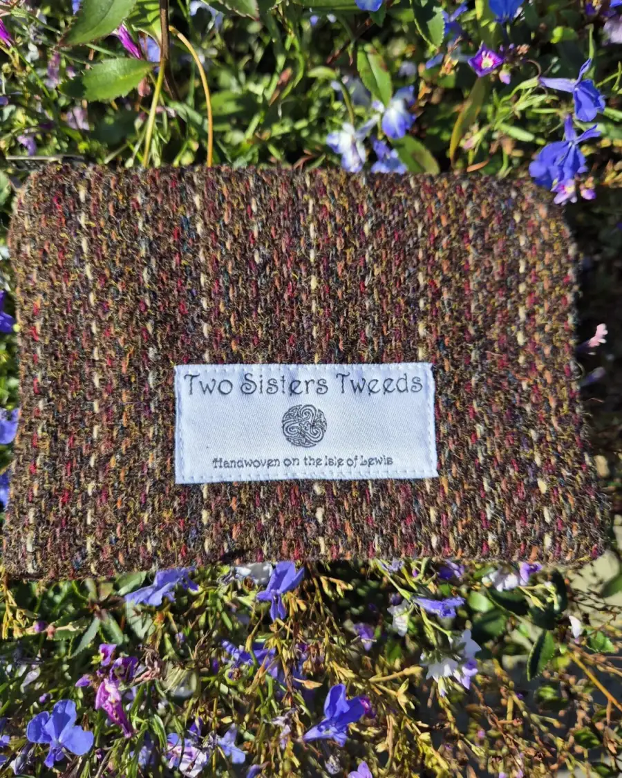 Two Sisters Tweed Zip Purse