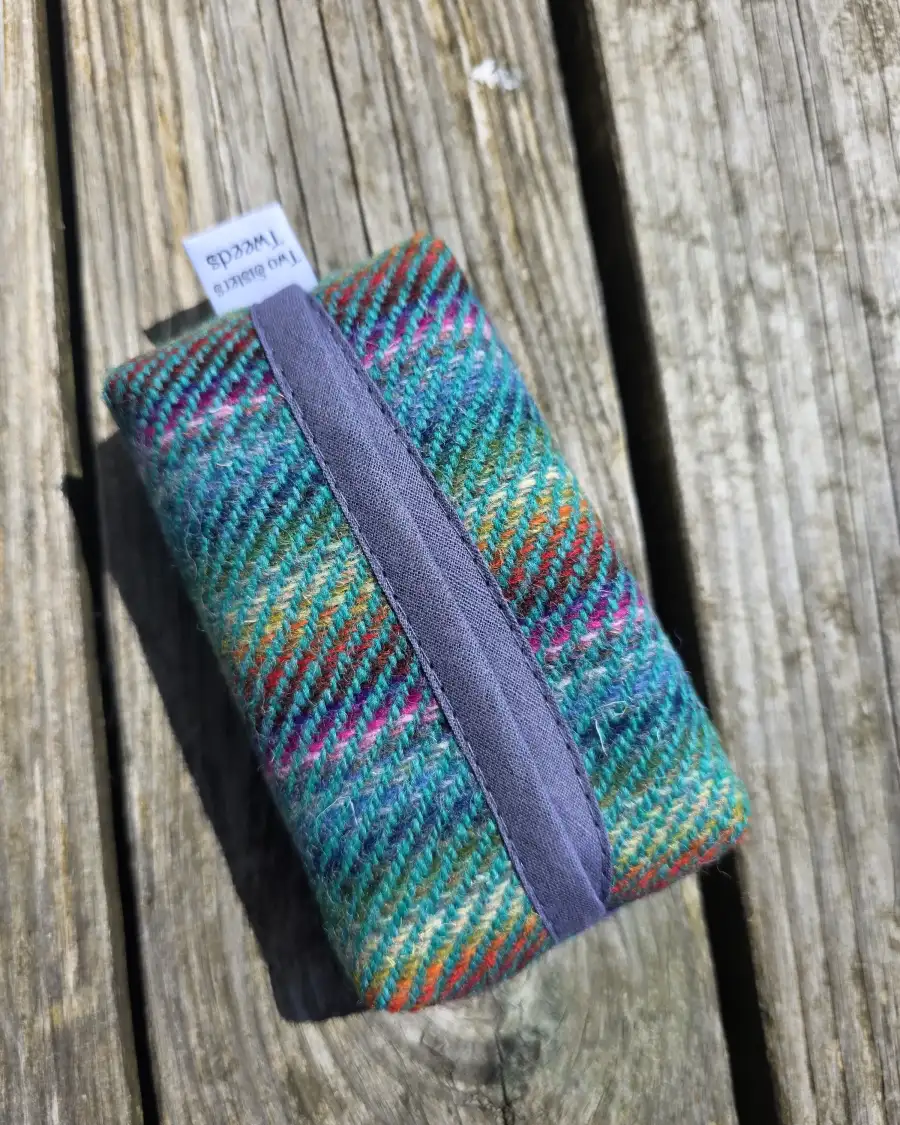 Three Sisters Tweed Tissue Holder
