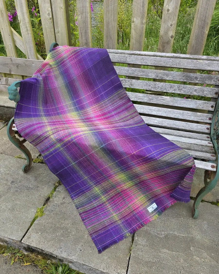 Two Sisters Tweed Throw Lambswool - aurora