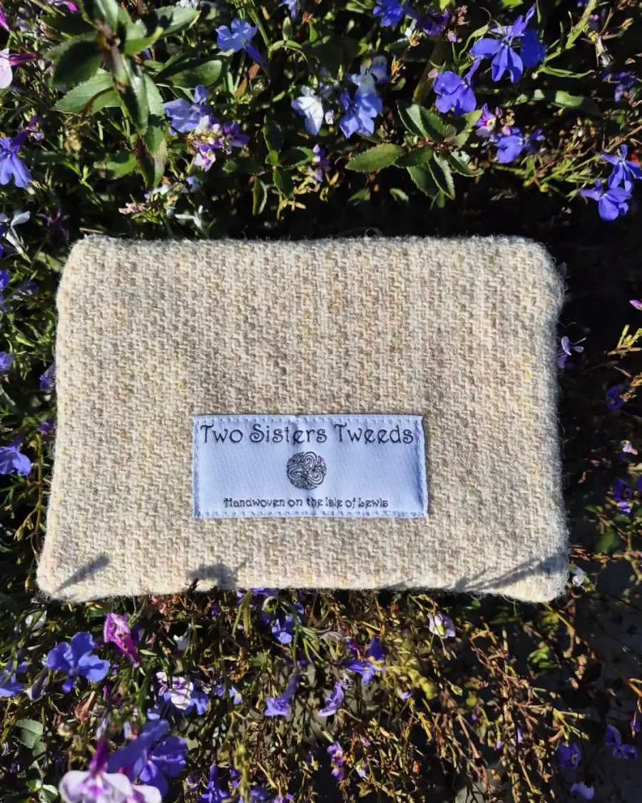 Two Sisters Tweed Zip Purse