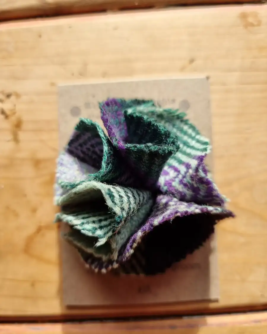 Three Sisters Tweed pin brooch