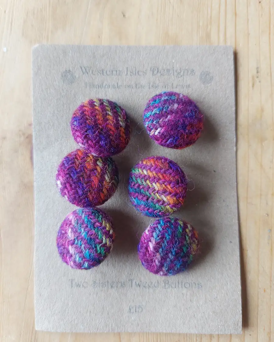Two Sisters Tweed buttons - 2 3