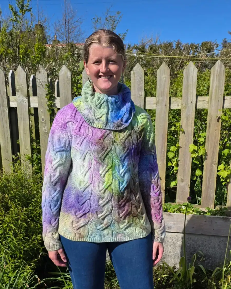 Hand dyed heritage wool jumper M