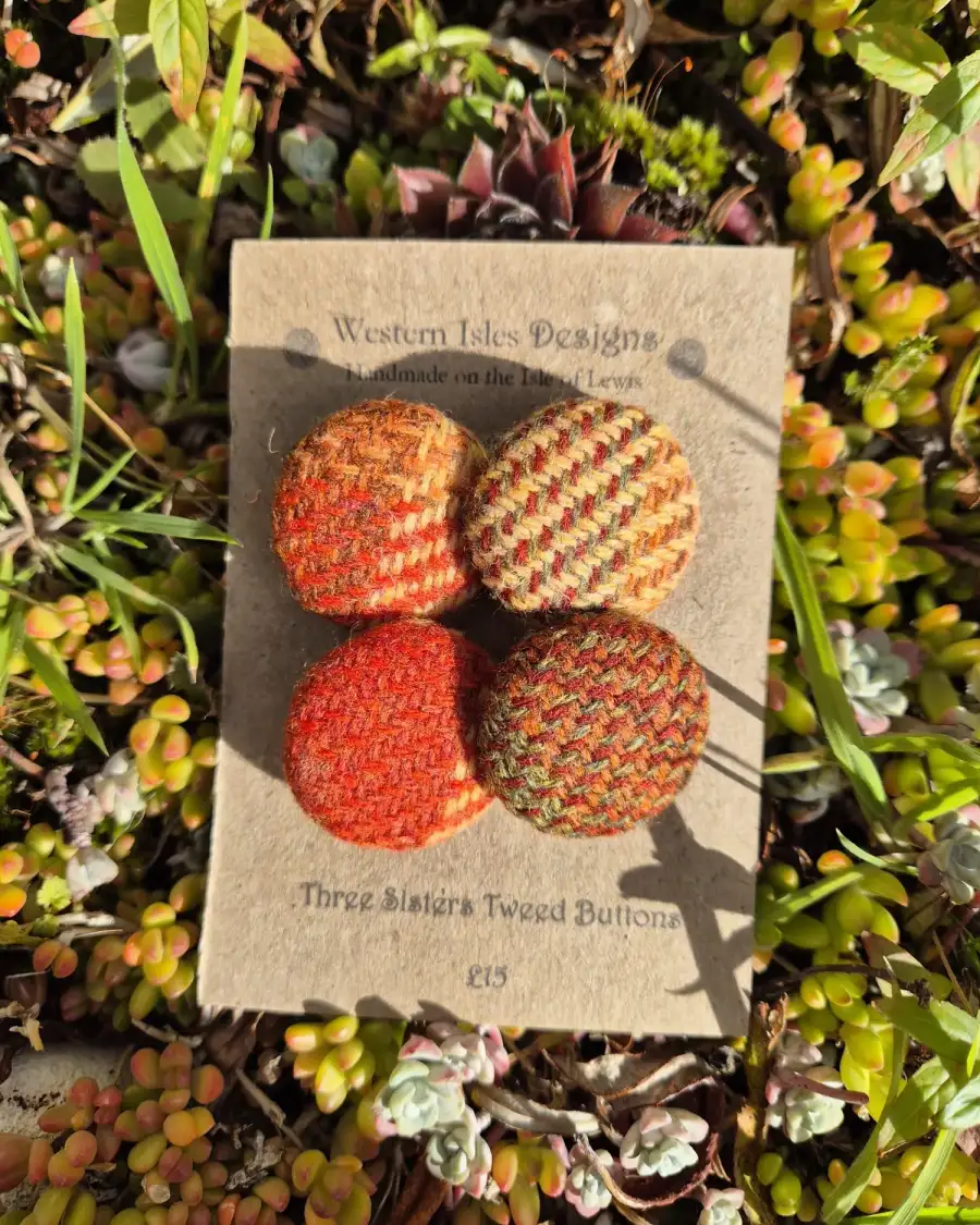 Three Sisters Tweed Buttons
