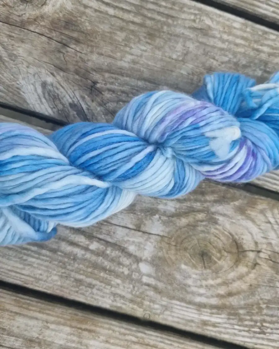 Hand-Dyed Yarn: 100% Merino, chunky