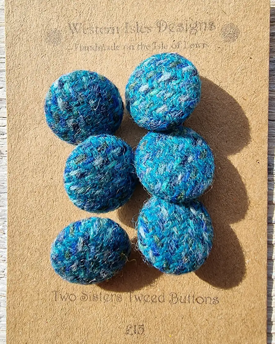 Three Sisters Tweed Buttons