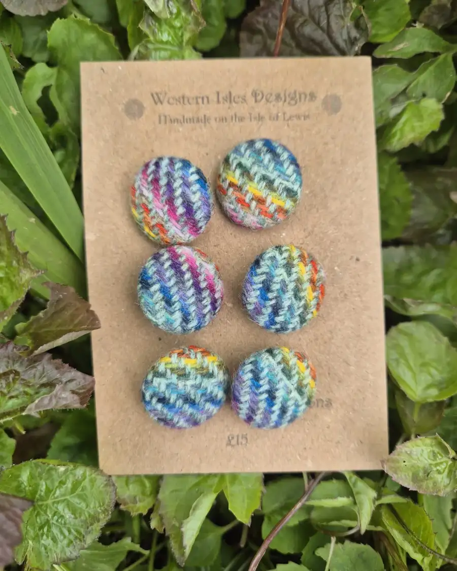 Two Sisters Tweed buttons - 5 2