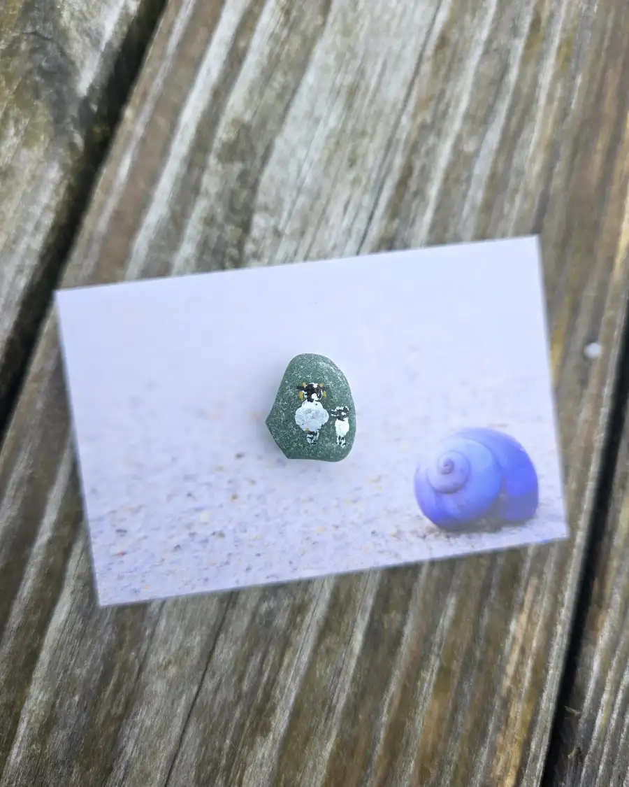 Painted sea glass pin badge