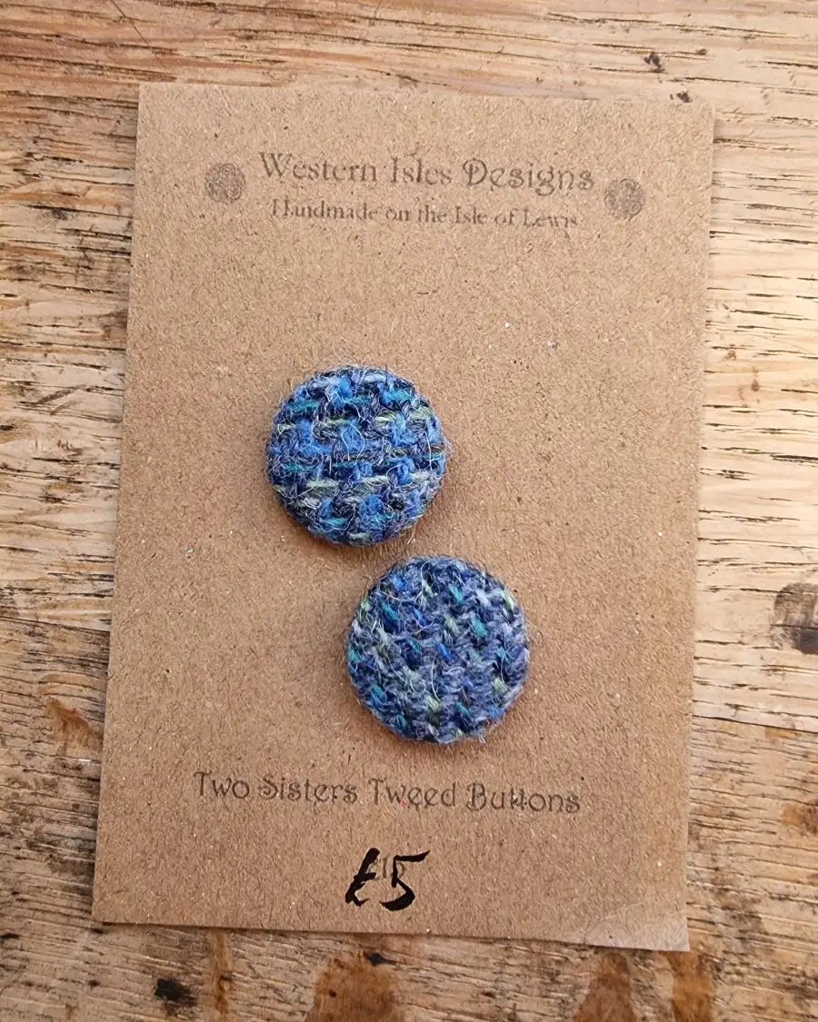 Three Sisters Tweed Buttons - 1 2