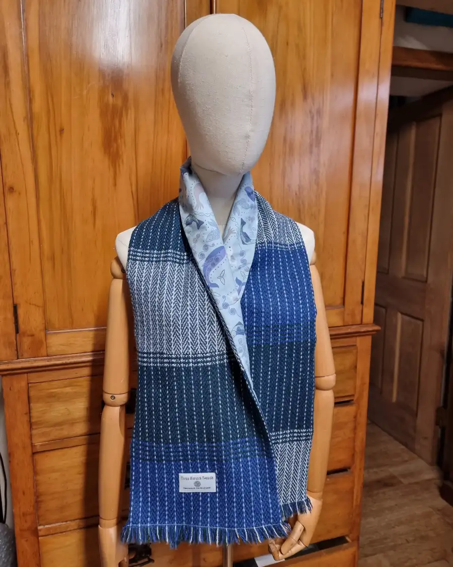Three Sisters Tweed Scarf - 1 4
