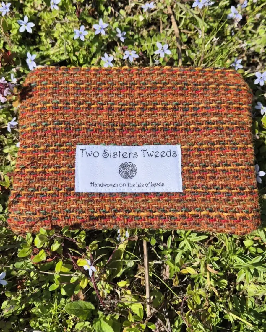 Two Sisters Tweed Zip Purse
