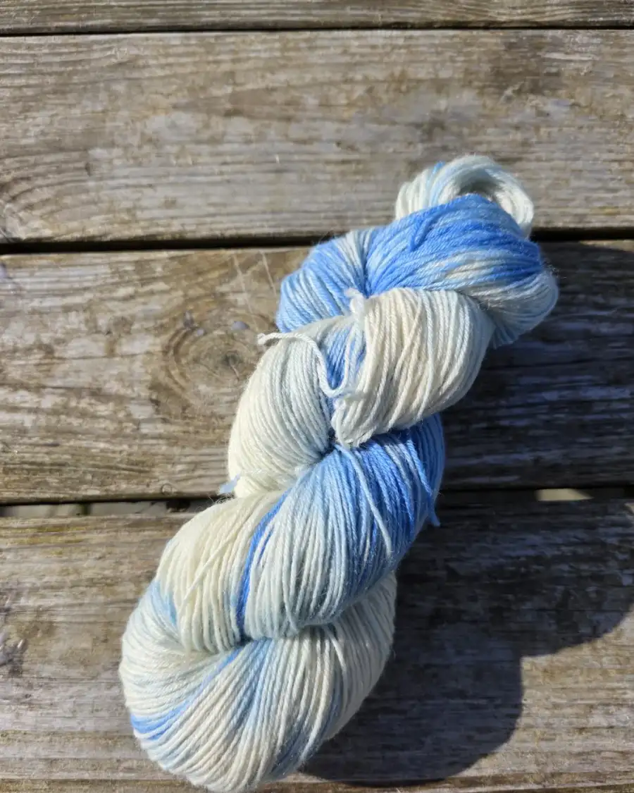 Hand-Dyed Yarn: Bluefaced Leicester,  4 ply