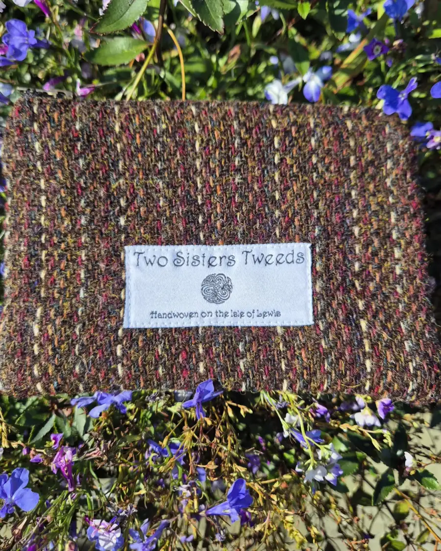 Two Sisters Tweed Zip Purse